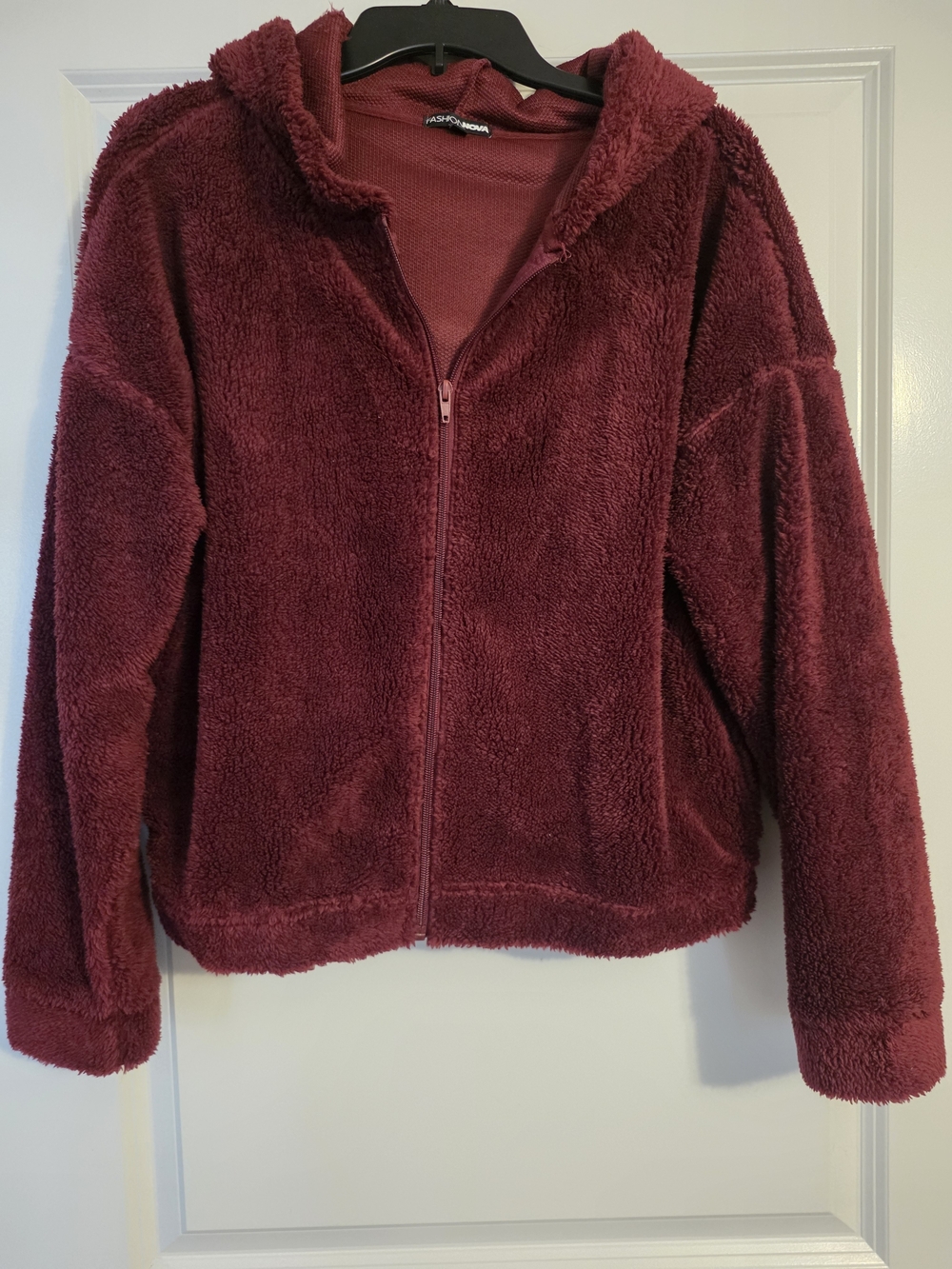 Fashion Nova Plush Zip-Up Teddy Jacket in Burgundy
